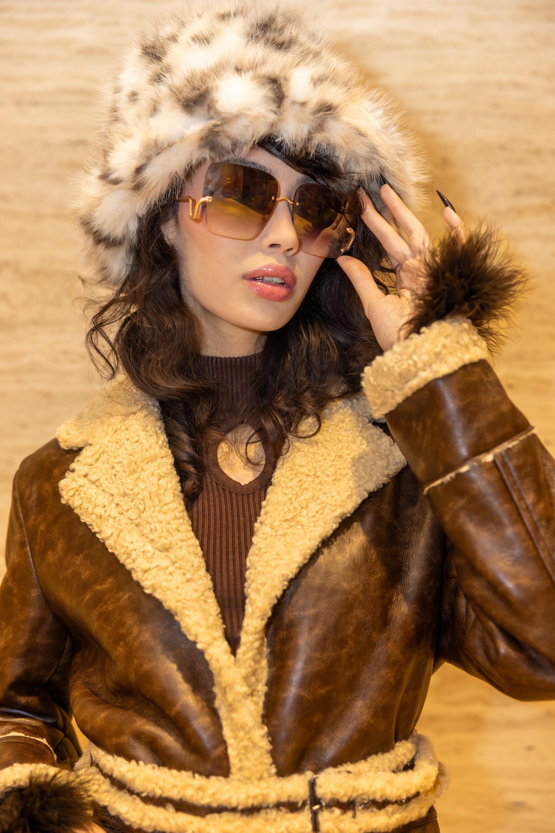 Snow leopard faux fur bucket hat